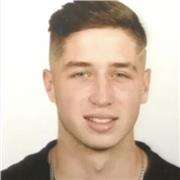 Mi nombre es Sergio y estoy dispuesto a dar clases particulares de Matemáticas como cualquiera relacionada con la rama de Sociales, así como apoyo escolar